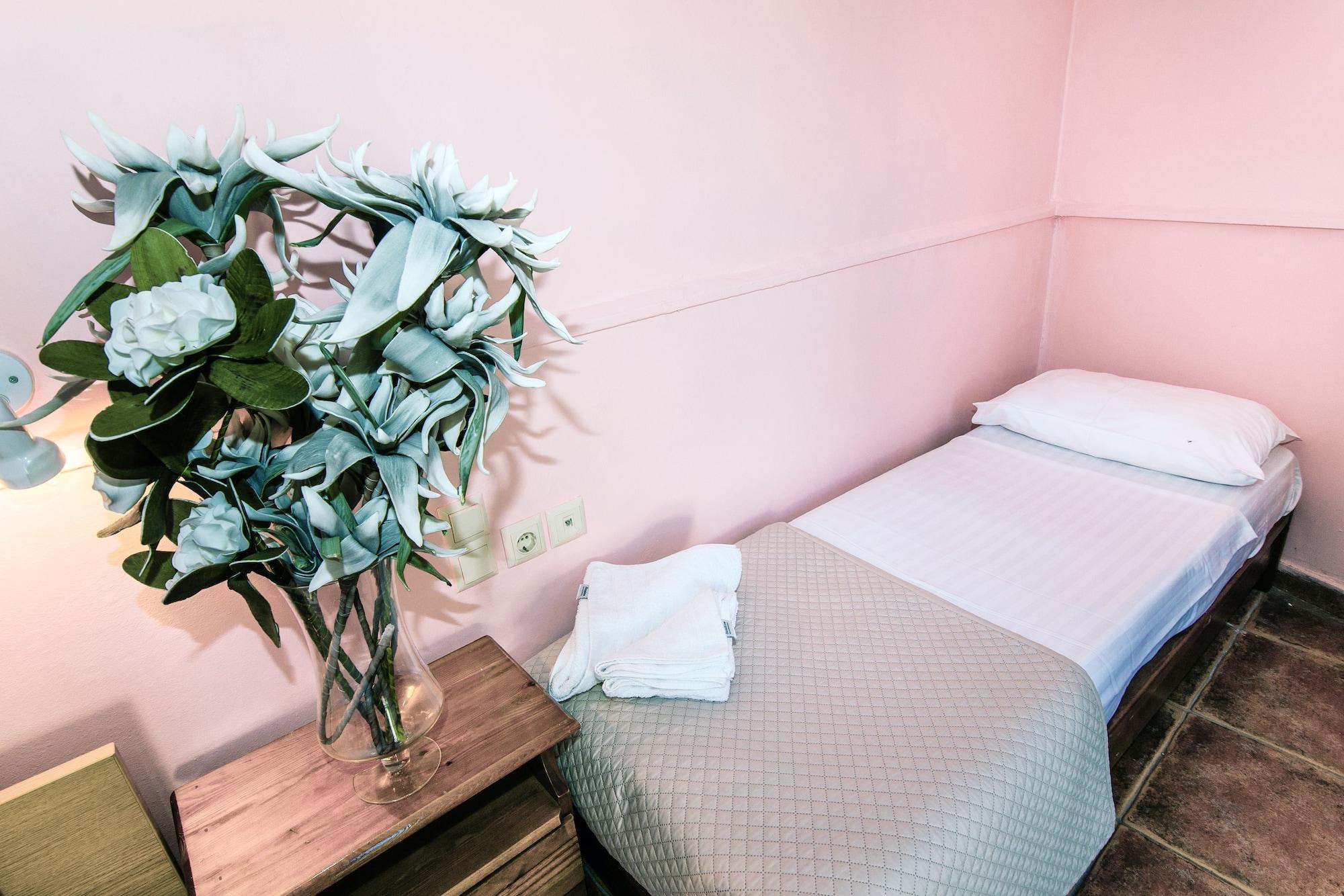 Hotel Aura Laganás Eksteriør bilde